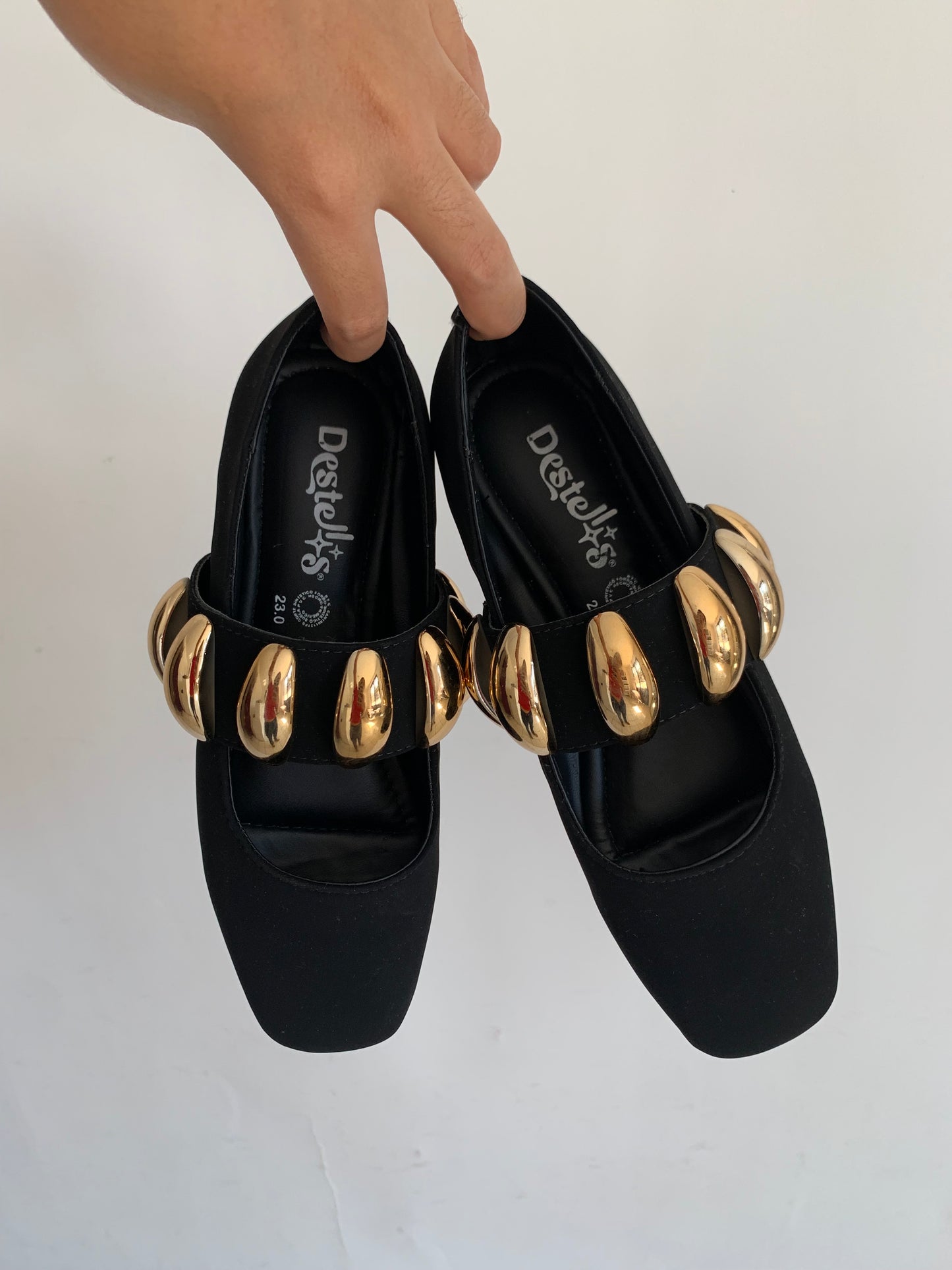 Flats negro aplicación