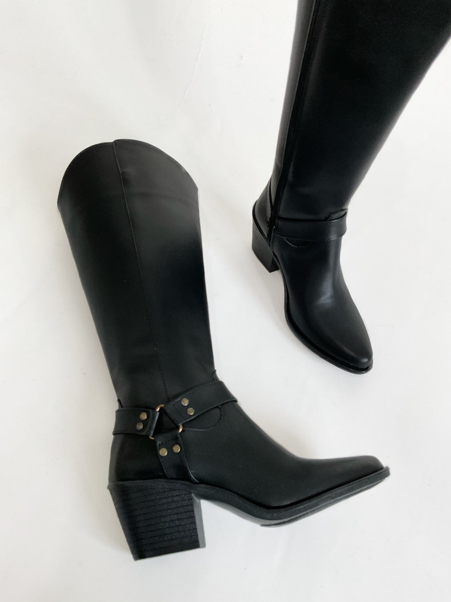 Bota correa